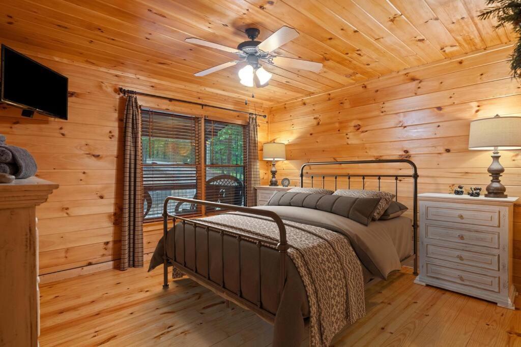 Lakeside Retreat Hot Tub Fishing Hiking Ellijay Exterior photo