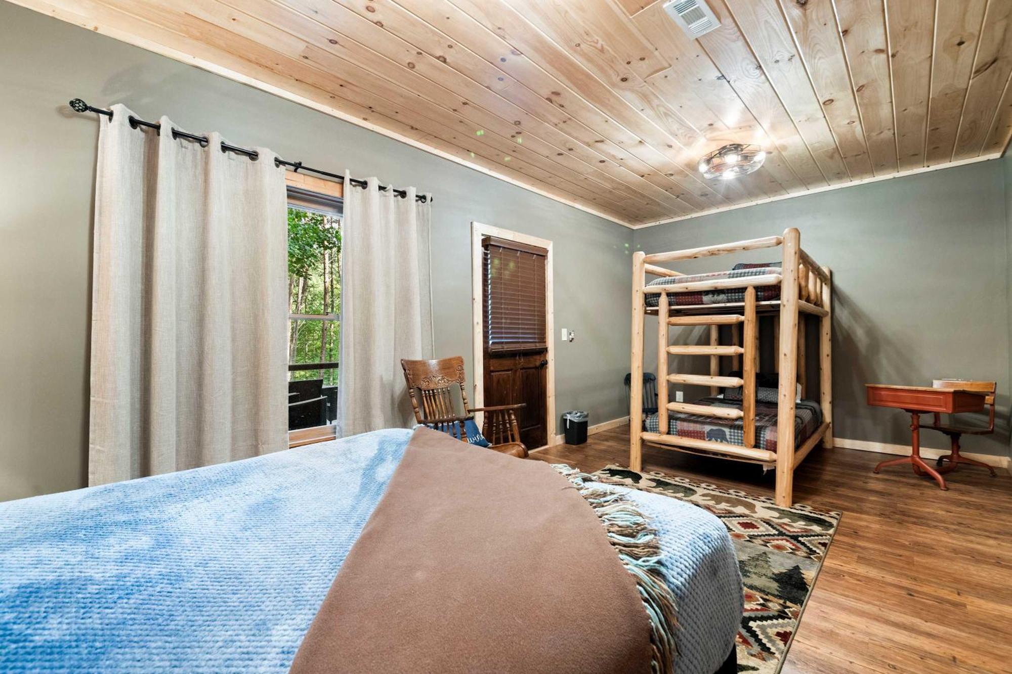 Lakeside Retreat Hot Tub Fishing Hiking Ellijay Exterior photo